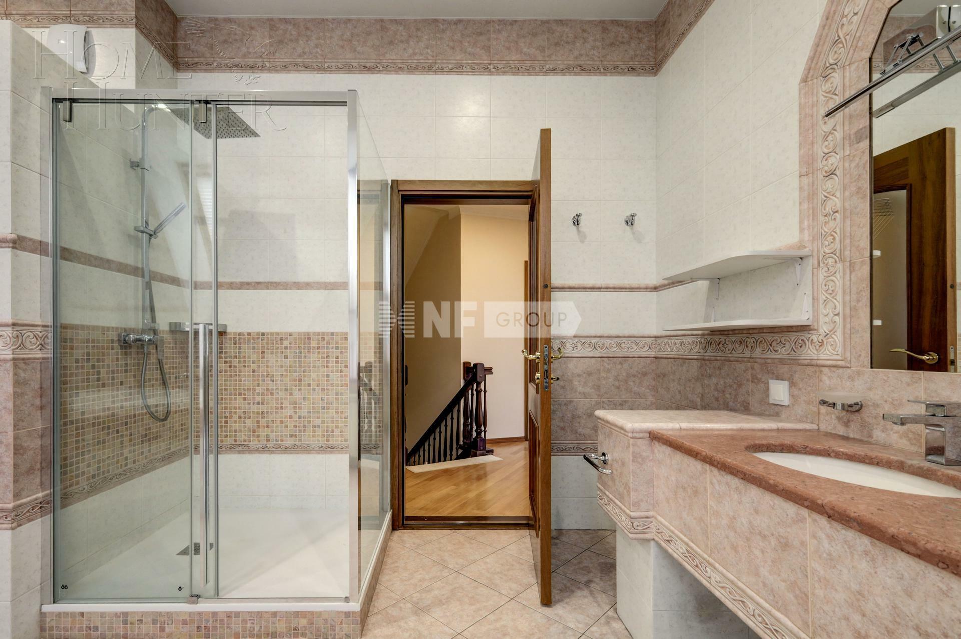 4-КОМН. КВАРТИРА С ОТДЕЛКОЙ 193 М² НА 4 ЭТАЖЕ