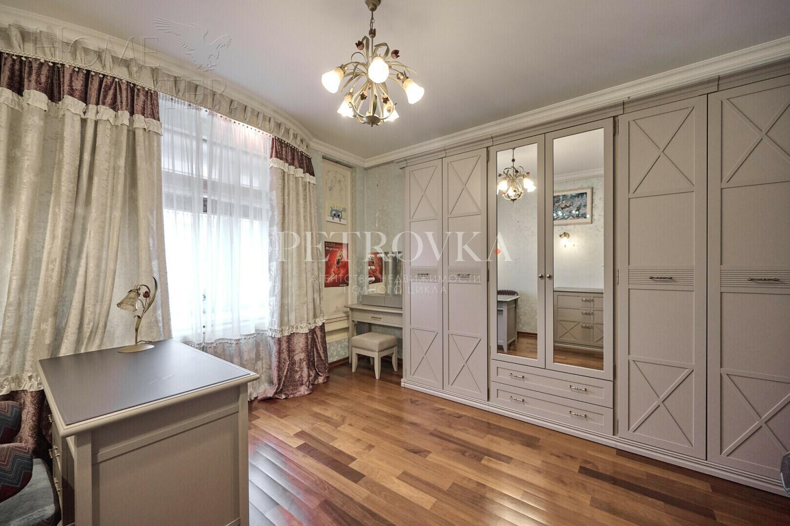 5-КОМН. КВАРТИРА С ОТДЕЛКОЙ 162.1 М² НА 10 ЭТАЖЕ