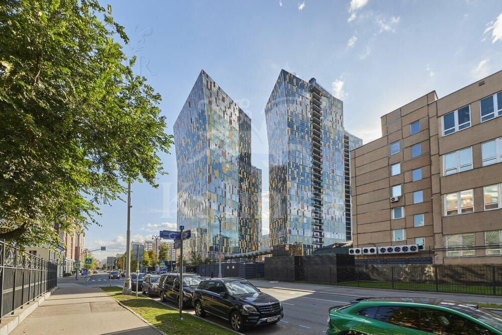 4-КОМН. КВАРТИРА С ОТДЕЛКОЙ 144 М² НА 28 ЭТАЖЕ