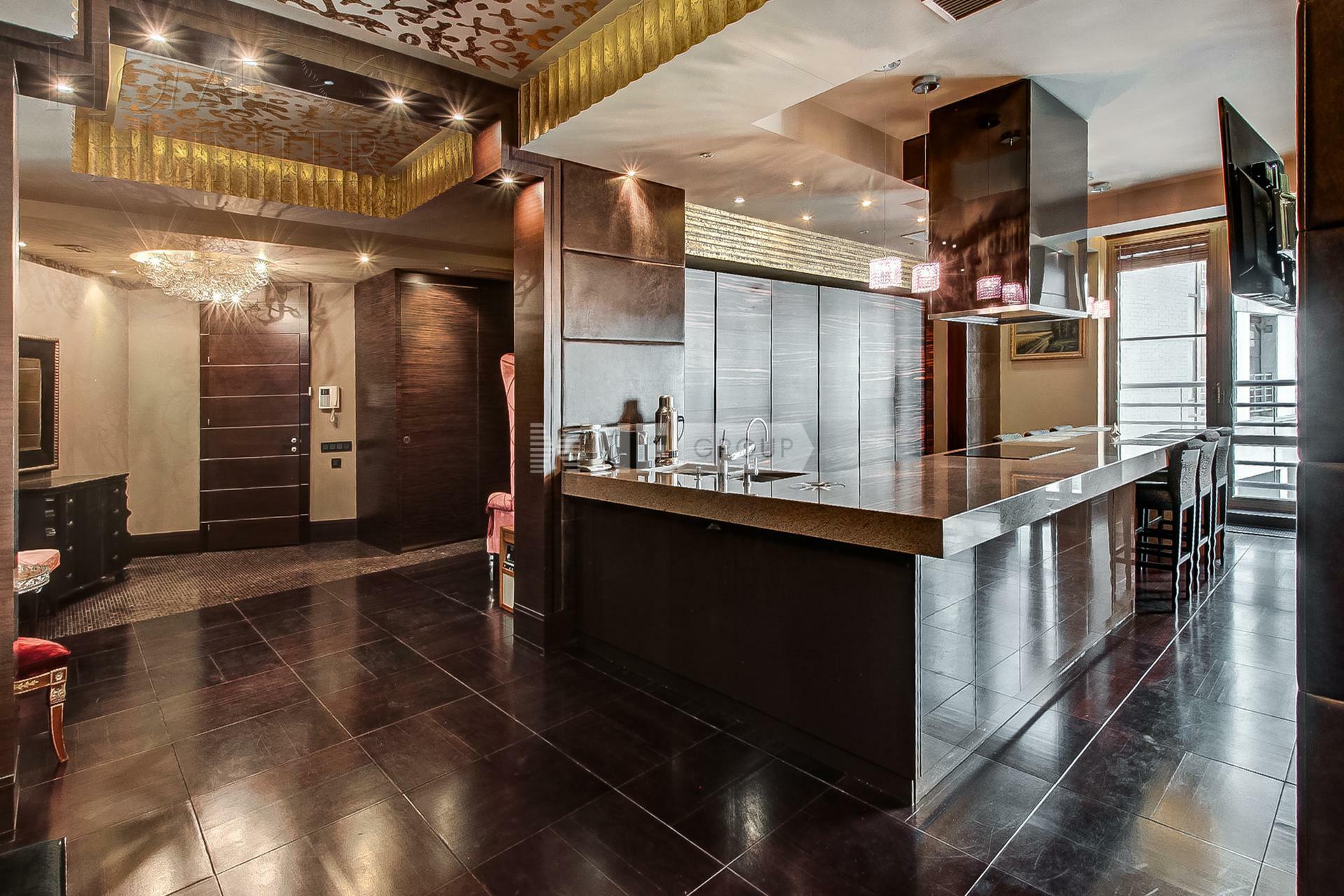 4-КОМН. КВАРТИРА С ОТДЕЛКОЙ 245 М² НА 2 ЭТАЖЕ