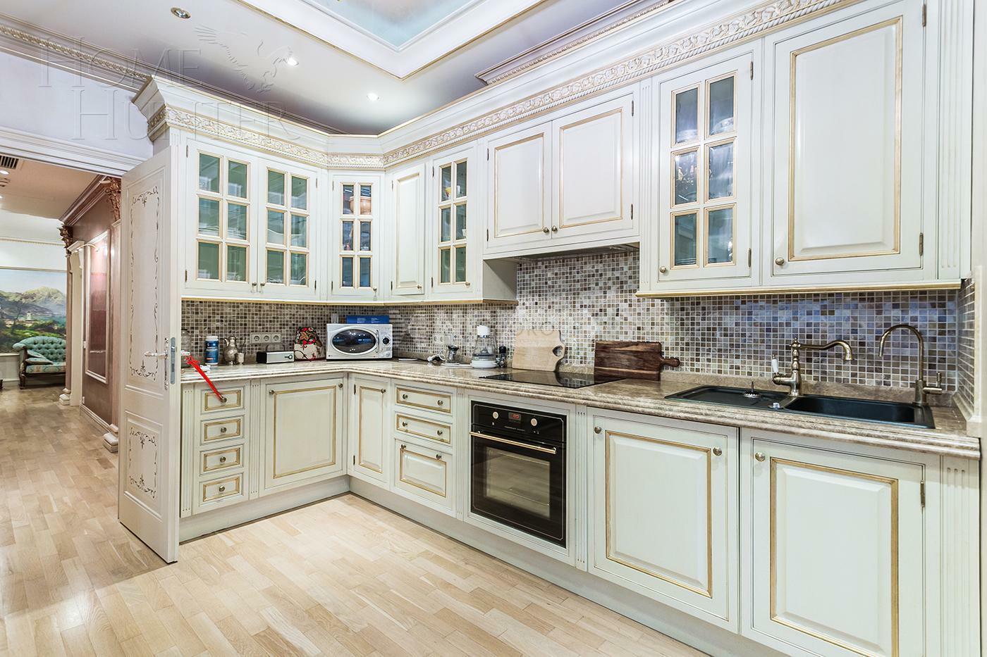 5-КОМН. КВАРТИРА С ОТДЕЛКОЙ 328.6 М² НА 4 ЭТАЖЕ