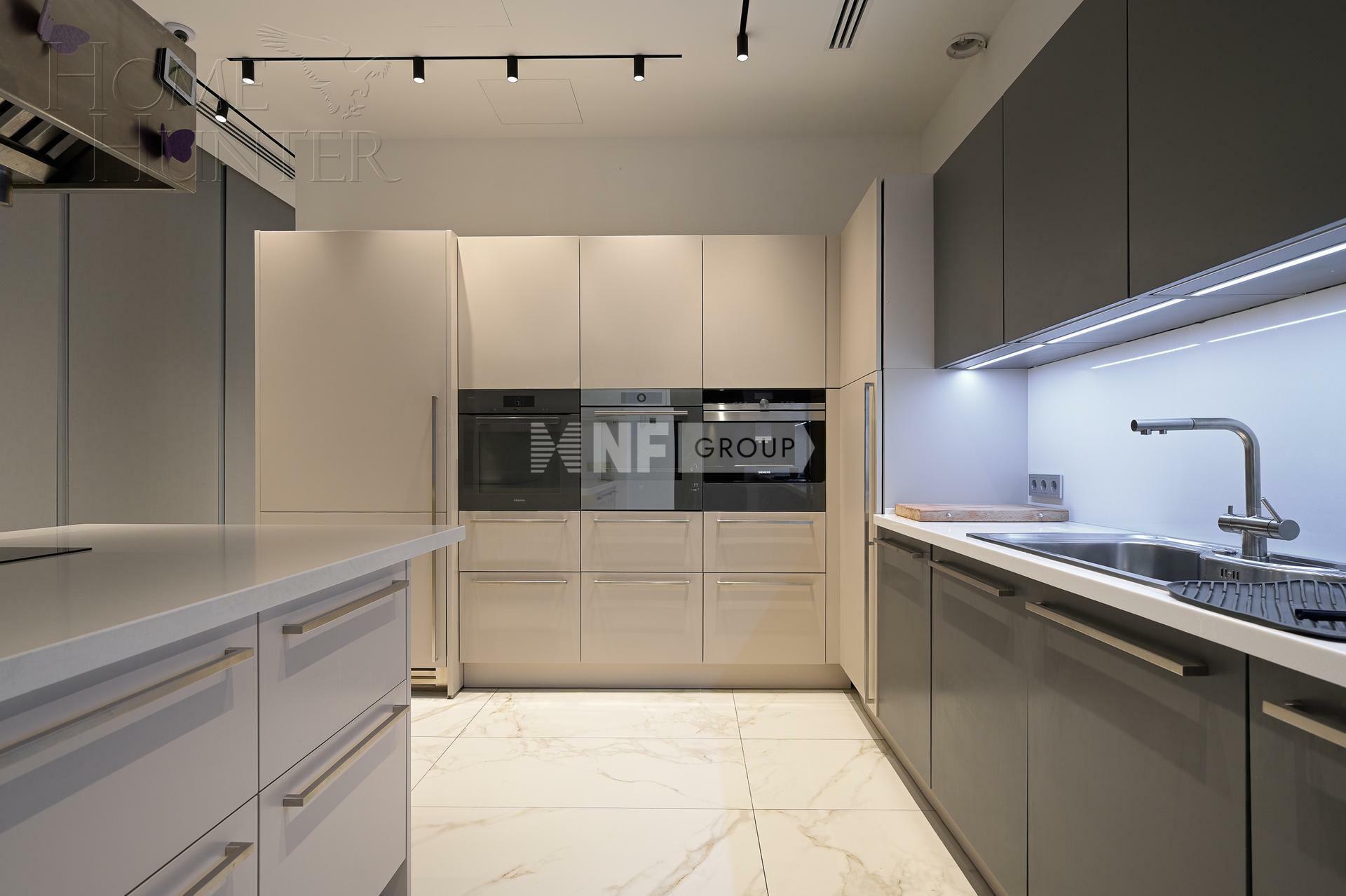 12-КОМН. АПАРТАМЕНТЫ С ОТДЕЛКОЙ 1 000 М² НА 77 ЭТАЖЕ