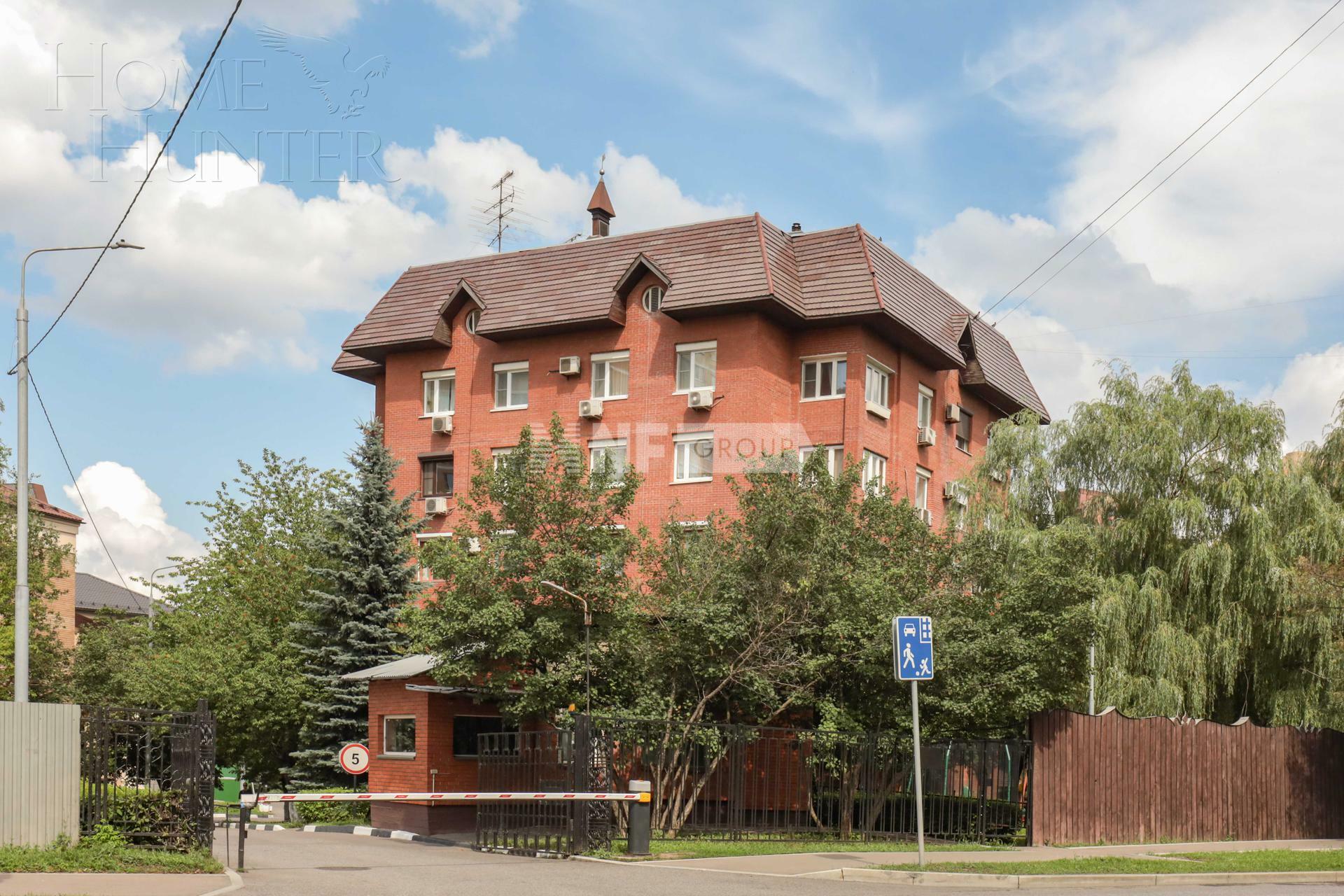 5-УРОВНЕВЫЙ ТАУНХАУС С ОТДЕЛКОЙ 323.7 М² НА 1 ЭТАЖЕ