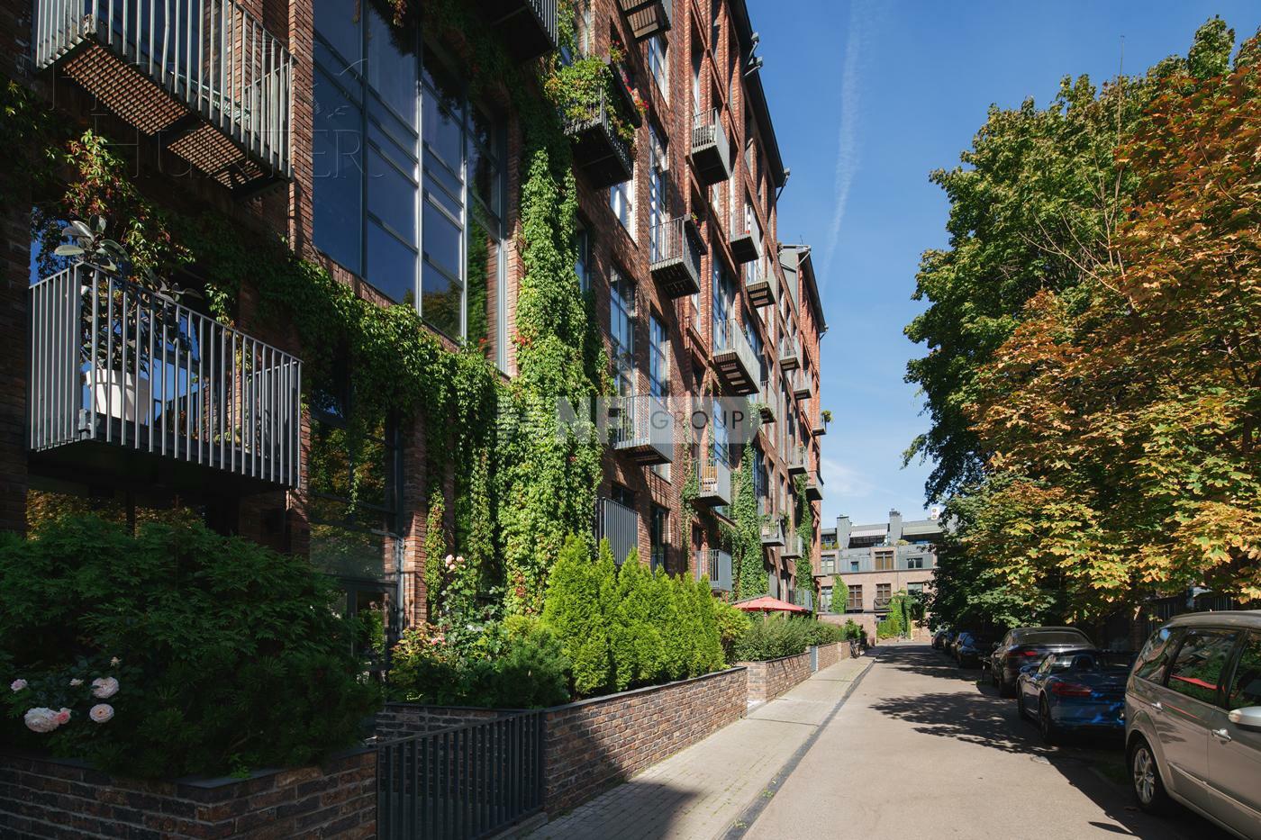 2-УРОВНЕВЫЕ АПАРТАМЕНТЫ БЕЗ ОТДЕЛКИ 157 М² НА 4 ЭТАЖЕ