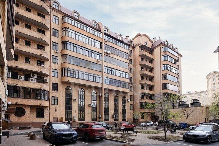 6-КОМН. КВАРТИРА С ОТДЕЛКОЙ 229.3 М² НА 4 ЭТАЖЕ