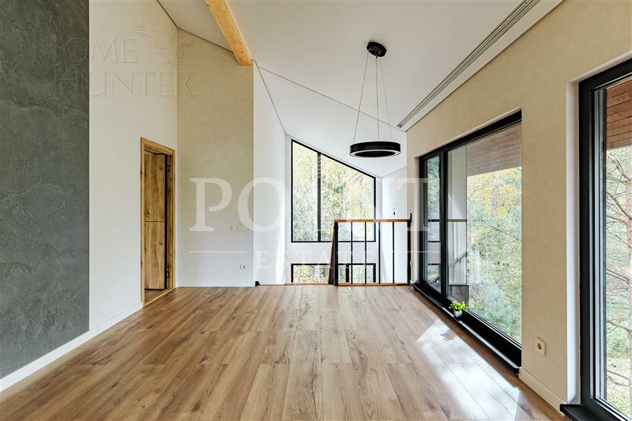 2-этажный коттедж 260 м² с отделкой