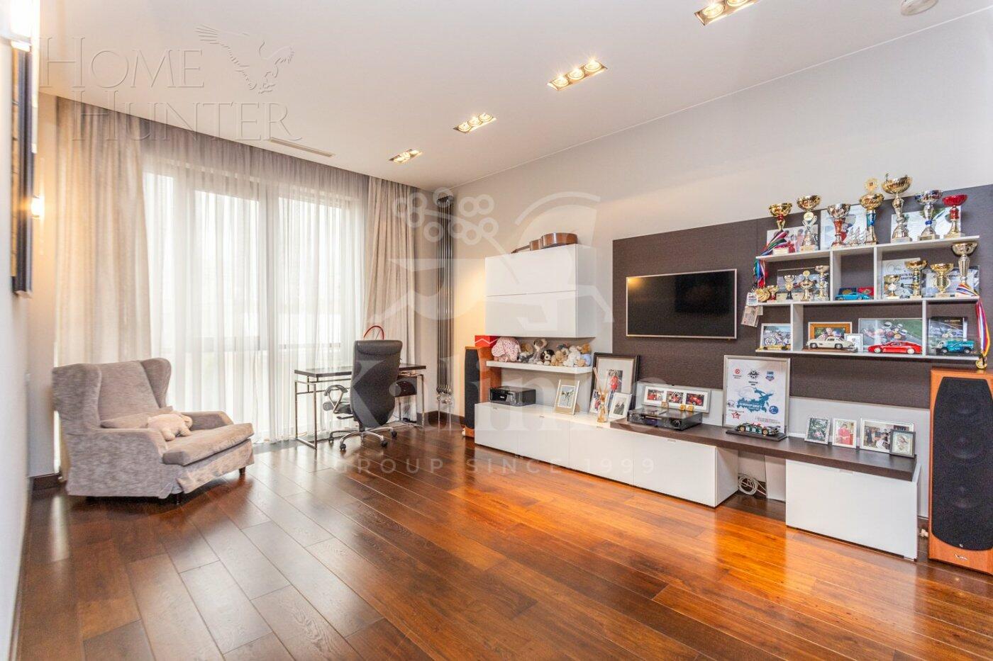 2-УРОВНЕВАЯ КВАРТИРА С ОТДЕЛКОЙ 246 М² НА 2 ЭТАЖЕ