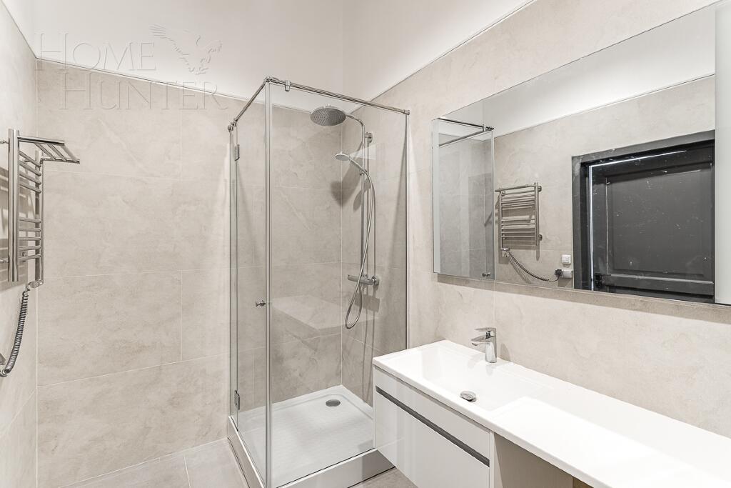 2-этажный коттедж 400 м² с отделкой