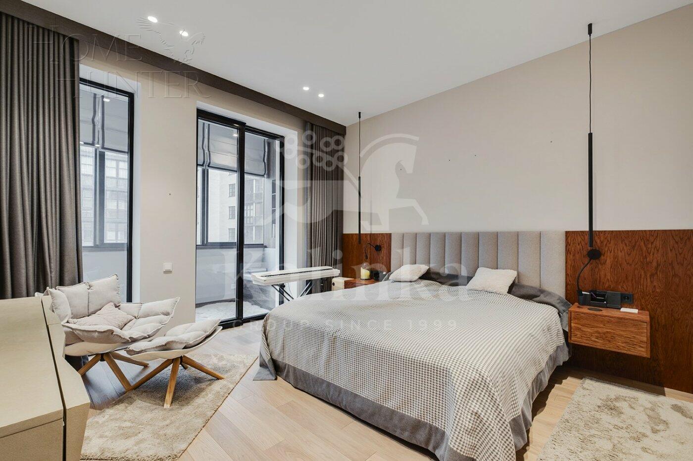 6-КОМН. КВАРТИРА С ОТДЕЛКОЙ 229.3 М² НА 4 ЭТАЖЕ