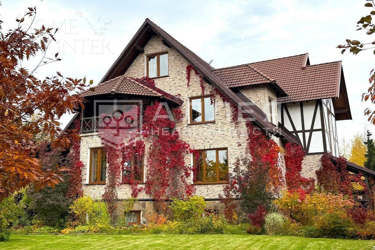 2-этажный коттедж 840 м² с отделкой