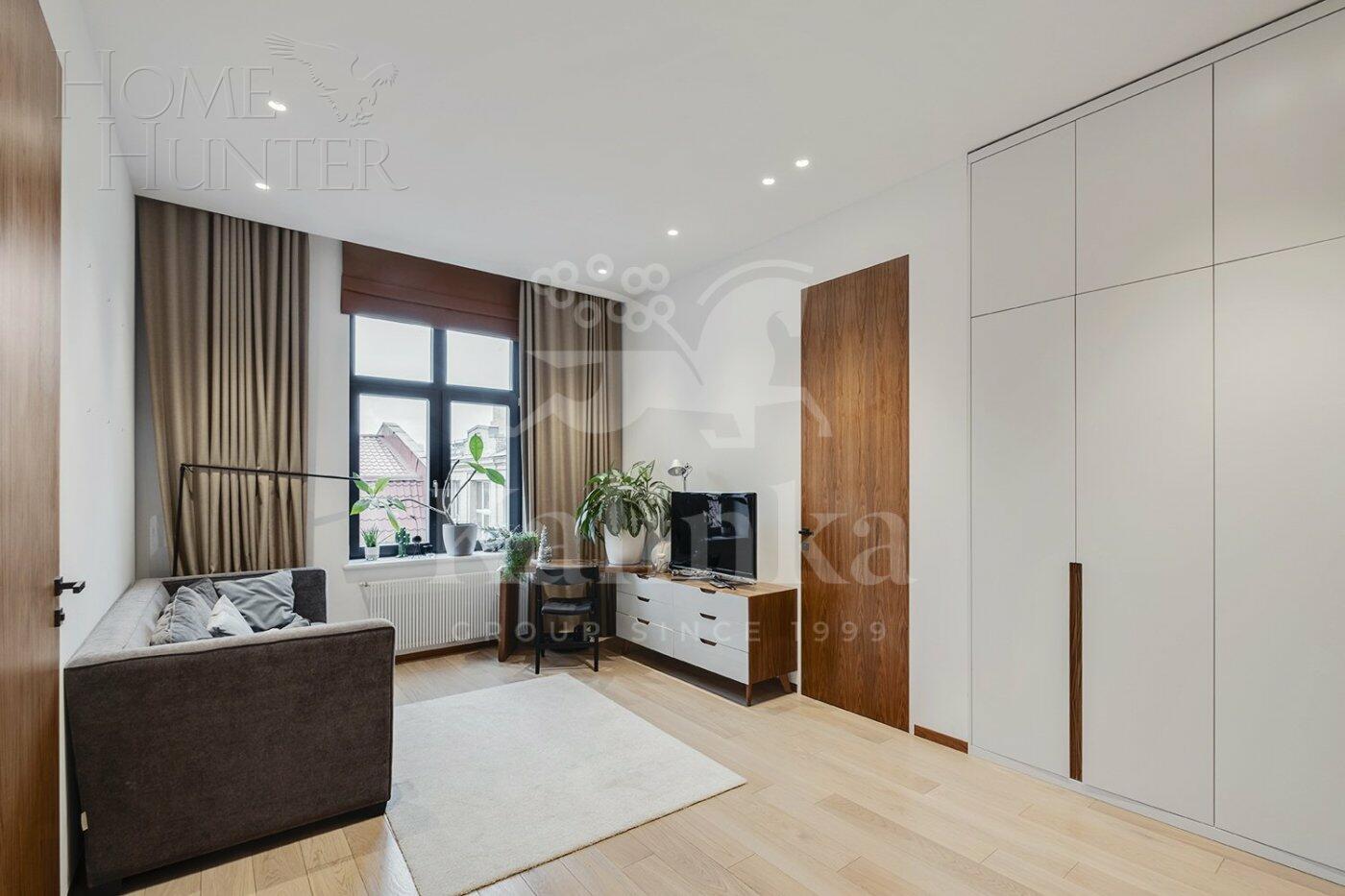 6-КОМН. КВАРТИРА С ОТДЕЛКОЙ 229.3 М² НА 4 ЭТАЖЕ