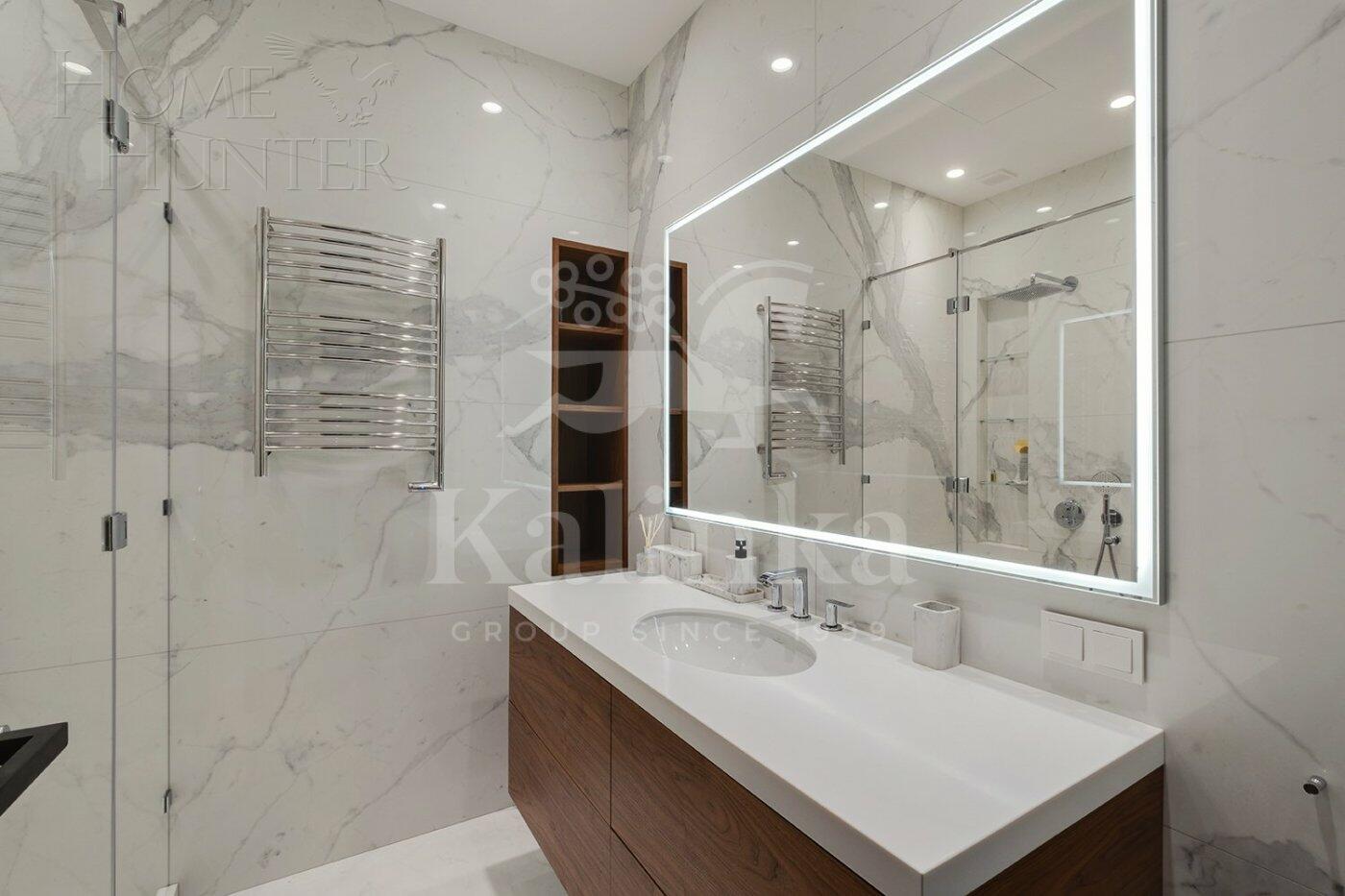 6-КОМН. КВАРТИРА С ОТДЕЛКОЙ 229.3 М² НА 4 ЭТАЖЕ