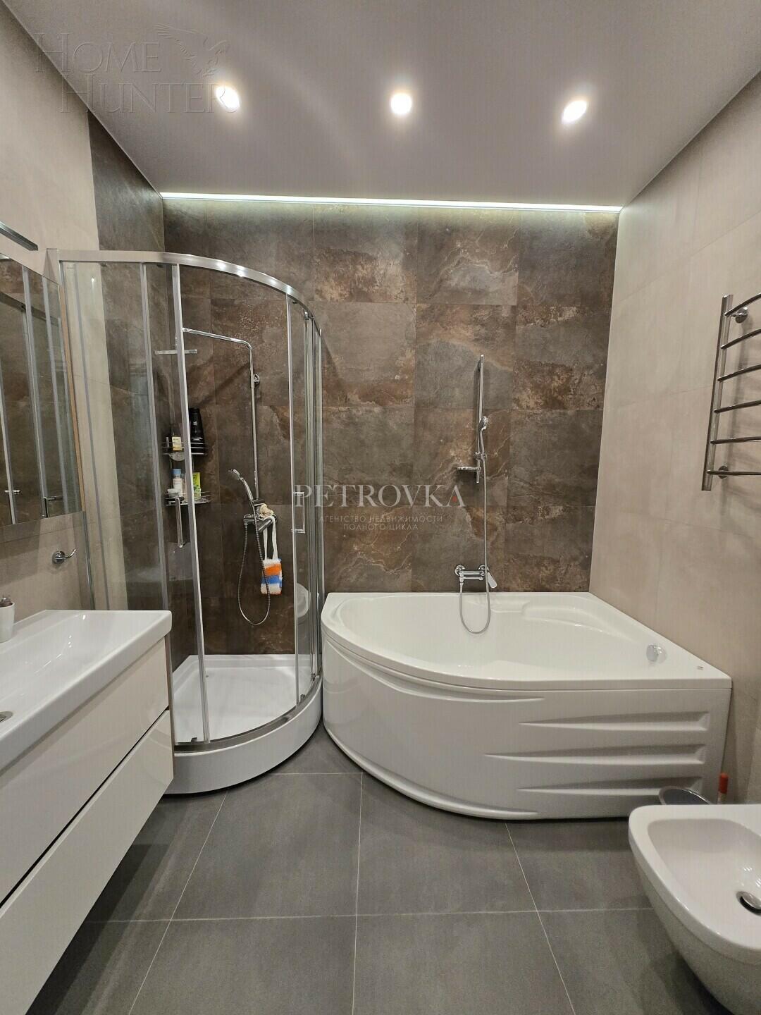 2-КОМН. КВАРТИРА С ОТДЕЛКОЙ 75.8 М² НА 13 ЭТАЖЕ