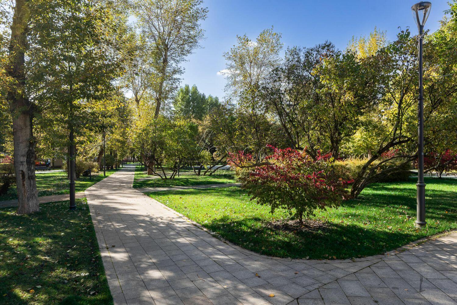 4-КОМН. КВАРТИРА БЕЗ ОТДЕЛКИ 202.6 М² НА 2 ЭТАЖЕ