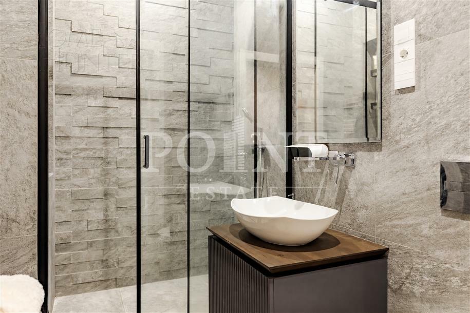 4-КОМН. КВАРТИРА С ОТДЕЛКОЙ 192 М² НА 9 ЭТАЖЕ