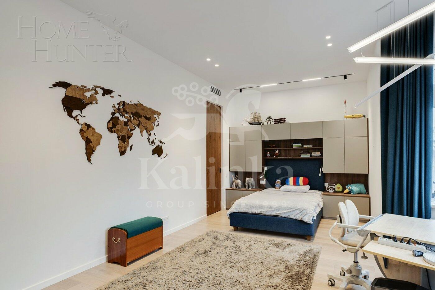 6-КОМН. КВАРТИРА С ОТДЕЛКОЙ 229.3 М² НА 4 ЭТАЖЕ