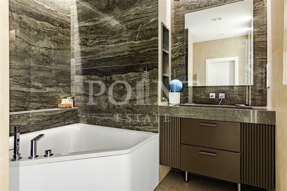 4-КОМН. КВАРТИРА С ОТДЕЛКОЙ 192 М² НА 9 ЭТАЖЕ