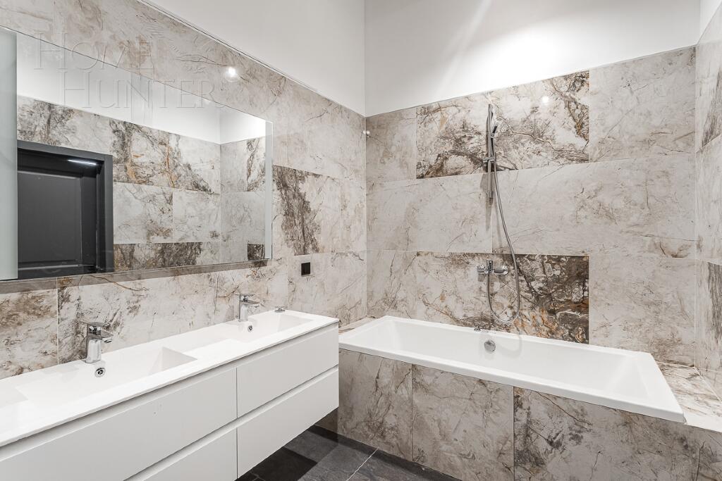 2-этажный коттедж 400 м² с отделкой