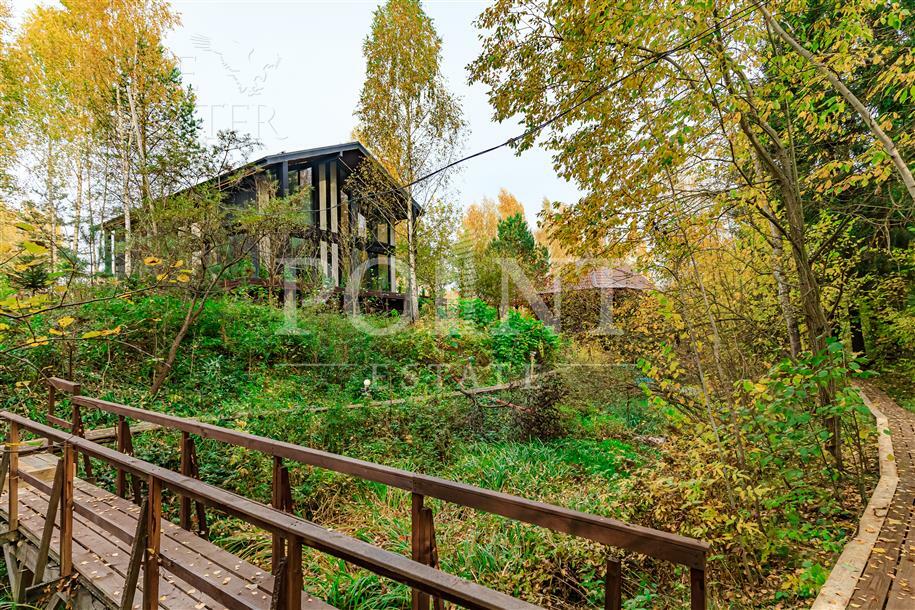 2-этажный коттедж 260 м² с отделкой