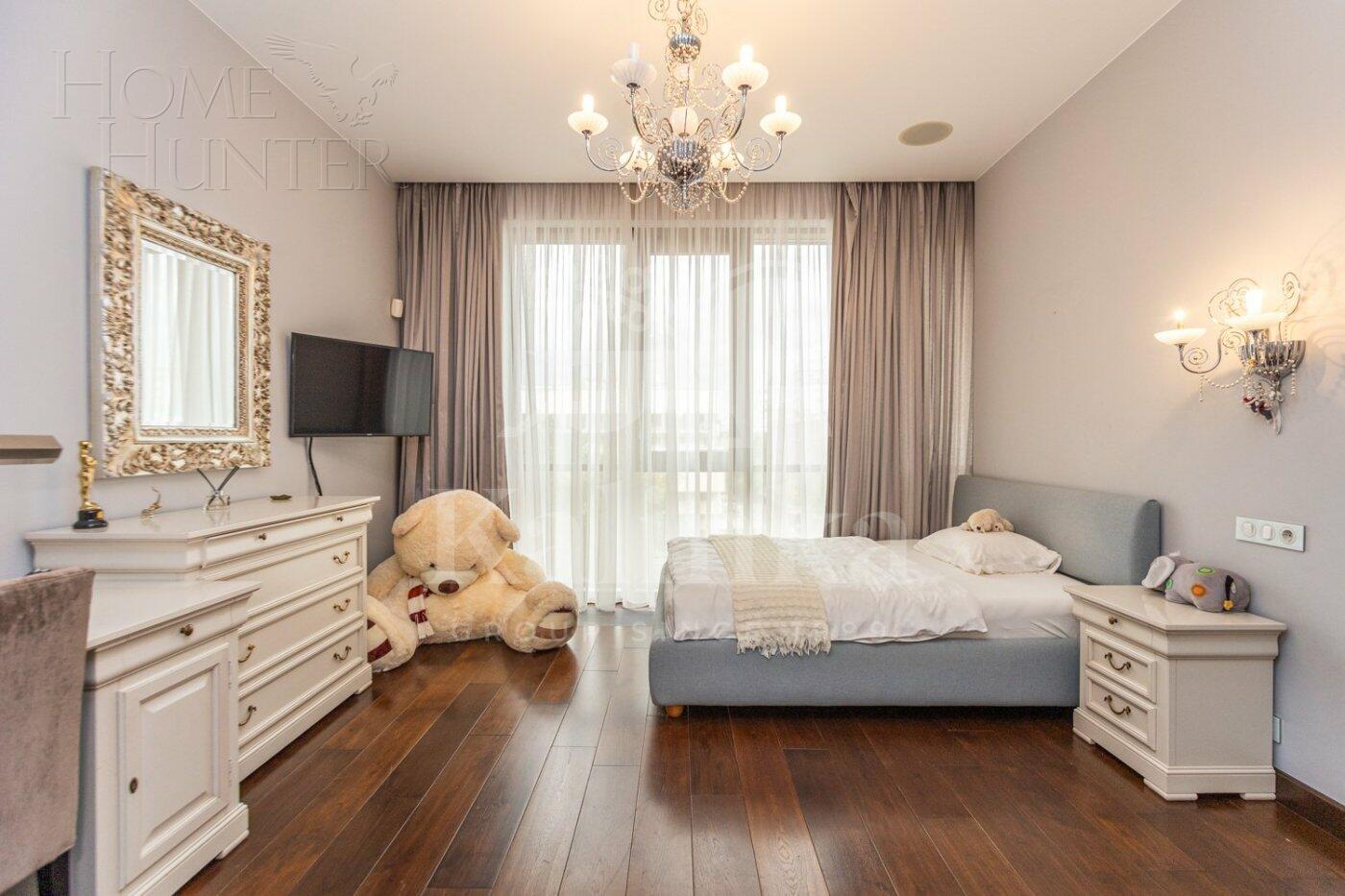 2-УРОВНЕВАЯ КВАРТИРА С ОТДЕЛКОЙ 246 М² НА 2 ЭТАЖЕ