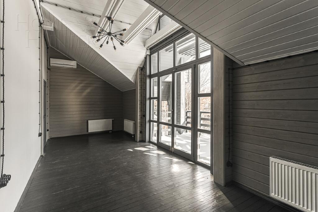 2-этажный коттедж 400 м² с отделкой