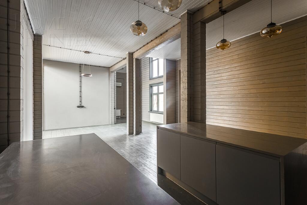2-этажный коттедж 400 м² с отделкой