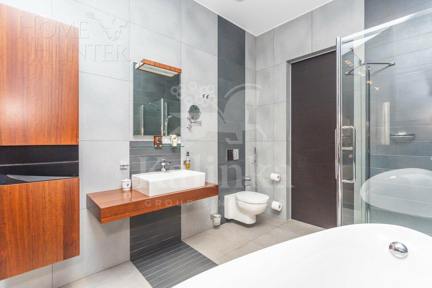 2-УРОВНЕВАЯ КВАРТИРА С ОТДЕЛКОЙ 246 М² НА 2 ЭТАЖЕ