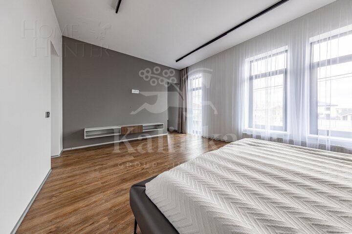 2-этажный коттедж 238.4 м² с отделкой