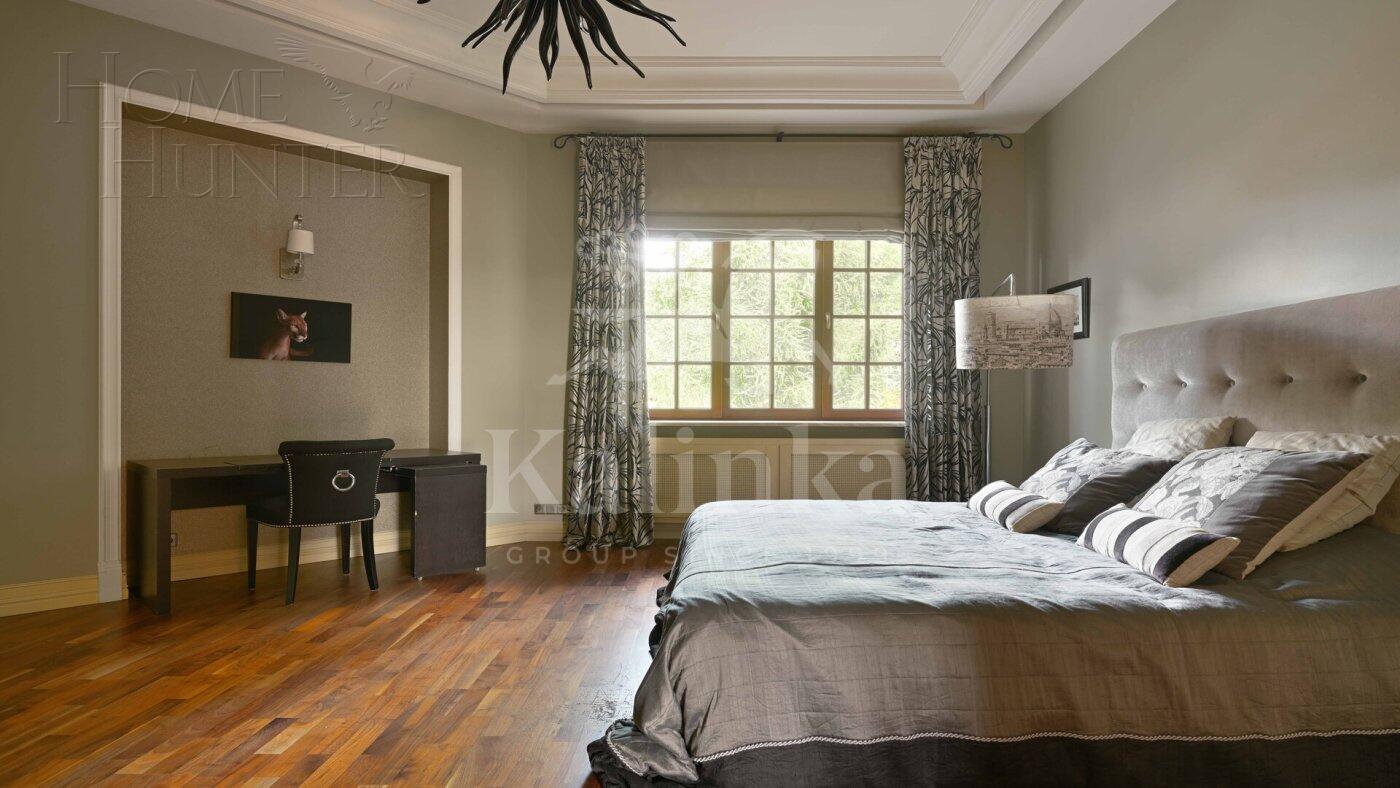 4-этажный коттедж 1 400 м² с отделкой