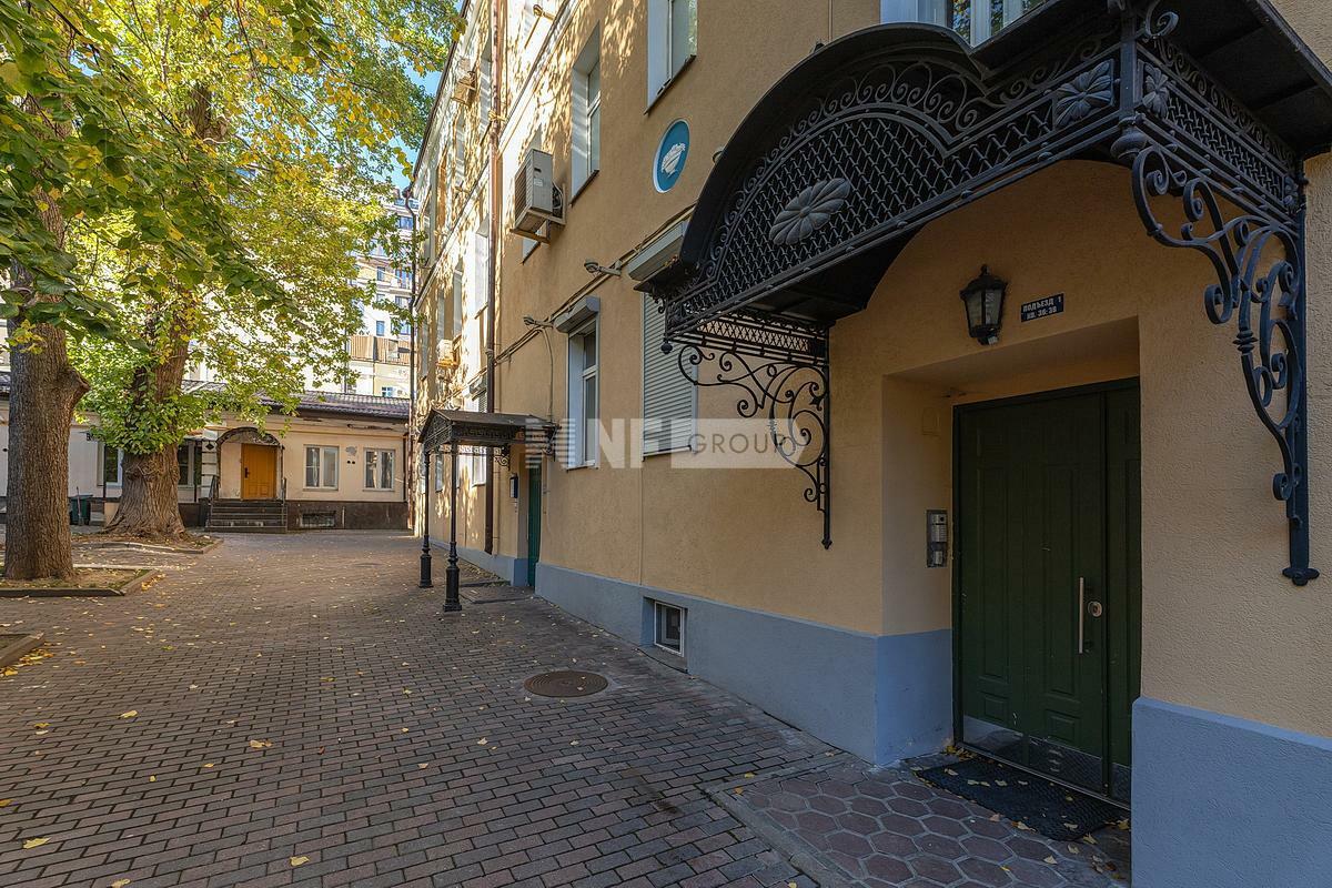 5-КОМН. КВАРТИРА С ОТДЕЛКОЙ 185.8 М² НА 3 ЭТАЖЕ