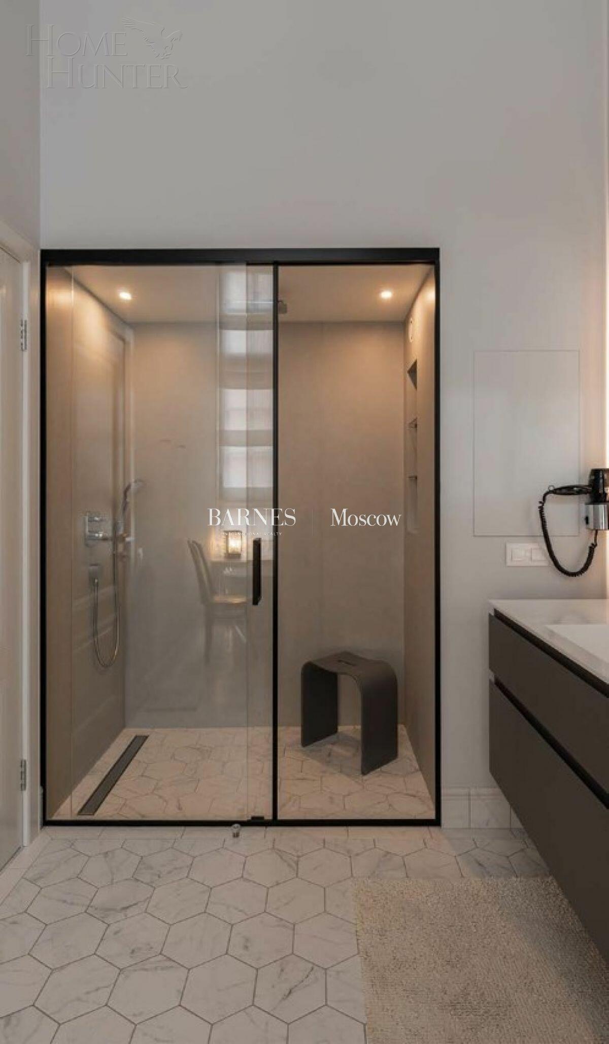 5-КОМН. КВАРТИРА С ОТДЕЛКОЙ 338 М² НА 4 ЭТАЖЕ