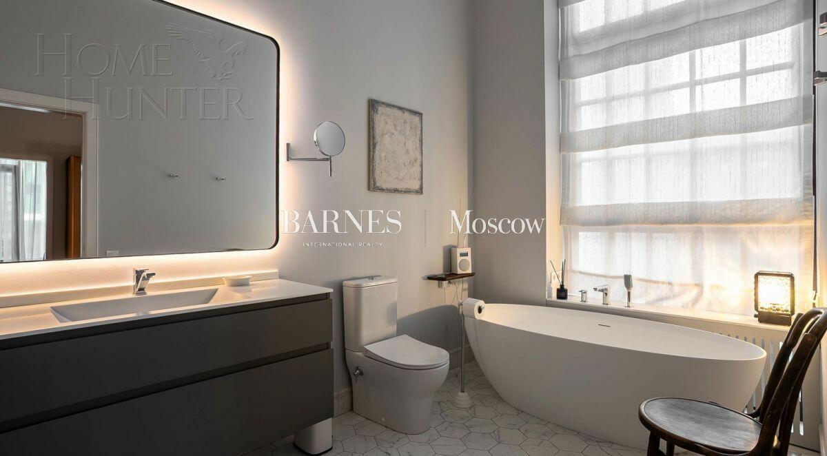 5-КОМН. КВАРТИРА С ОТДЕЛКОЙ 338 М² НА 4 ЭТАЖЕ