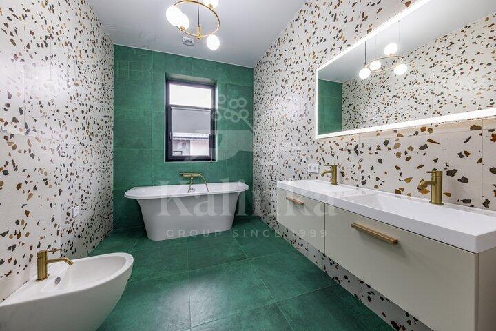 2-этажный коттедж 238.4 м² с отделкой