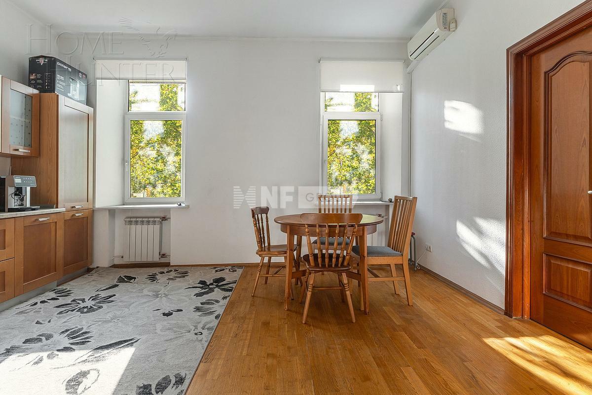 5-КОМН. КВАРТИРА С ОТДЕЛКОЙ 185.8 М² НА 3 ЭТАЖЕ