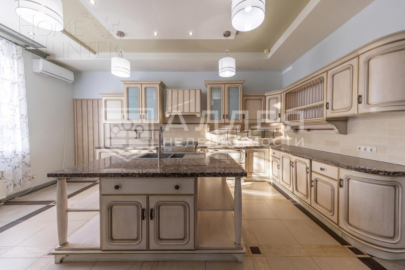 2-этажный коттедж 491.5 м² с отделкой