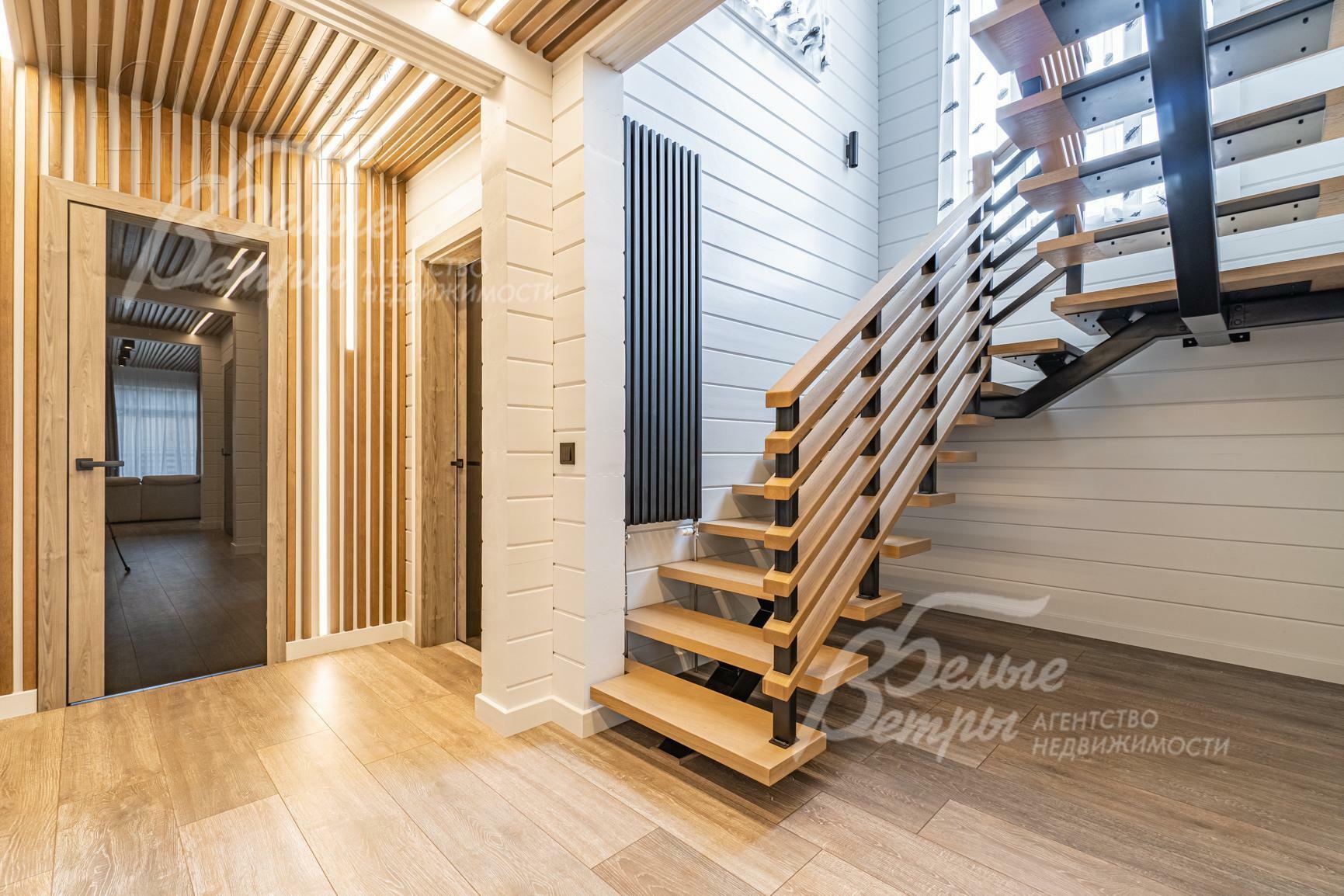 2-этажный коттедж 290 м² с отделкой