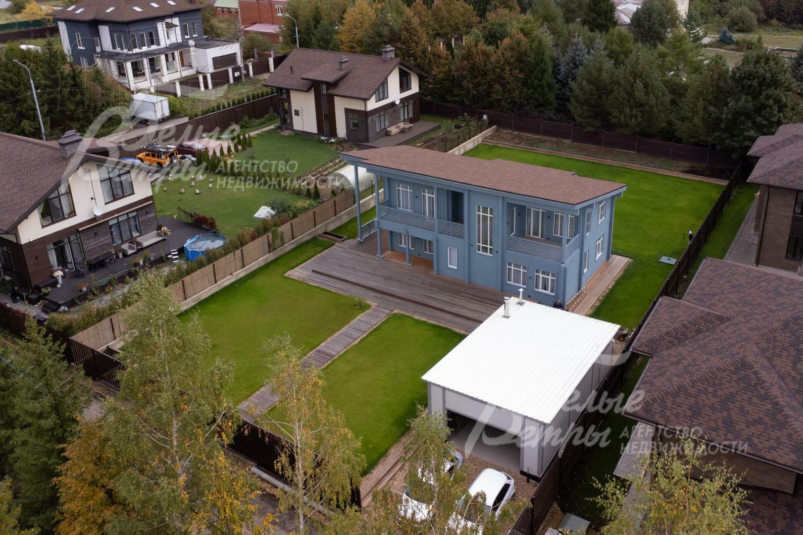 2-этажный коттедж 290 м² с отделкой