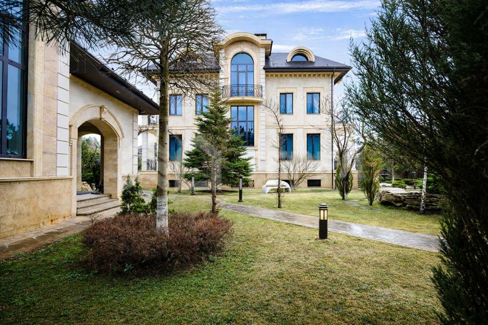 КОТТЕДЖ 850 м² с отделкой