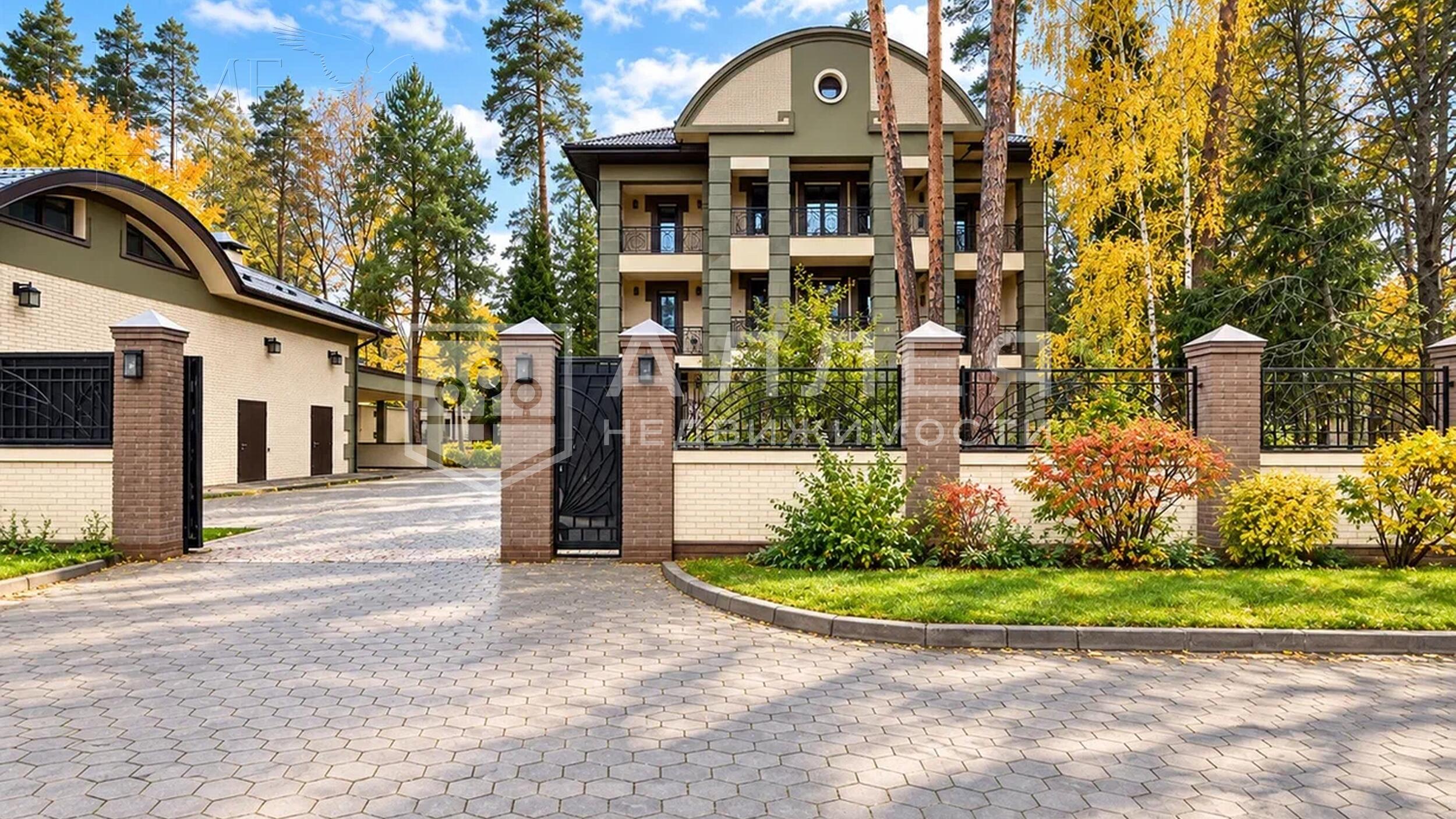 3-этажный коттедж 1 450 м² с отделкой