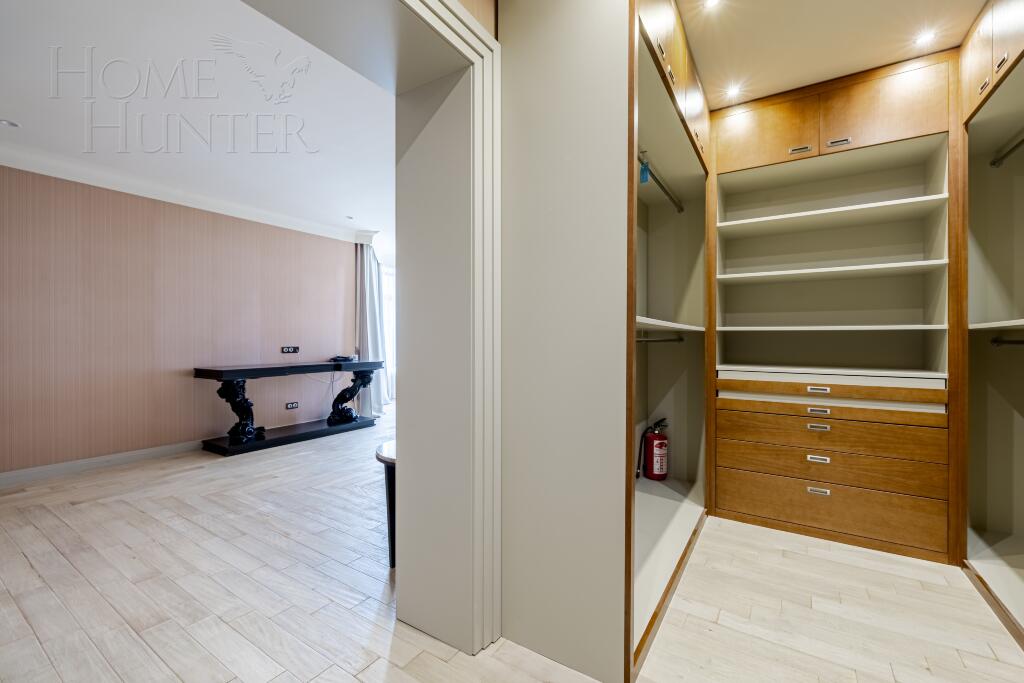 2-этажный коттедж 373 м² с отделкой