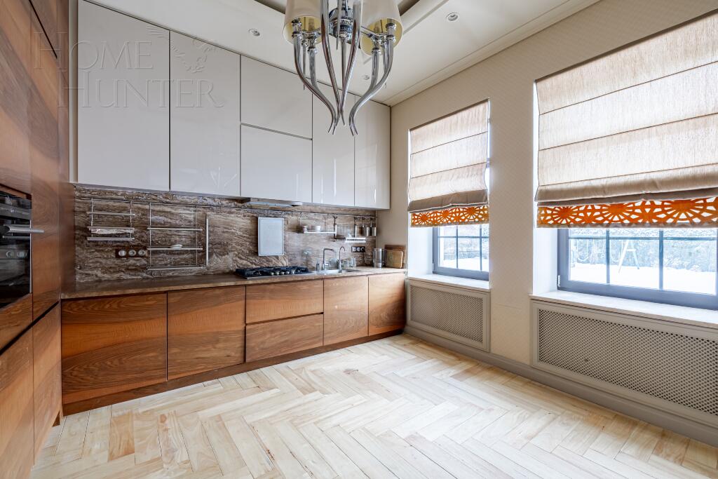 2-этажный коттедж 373 м² с отделкой