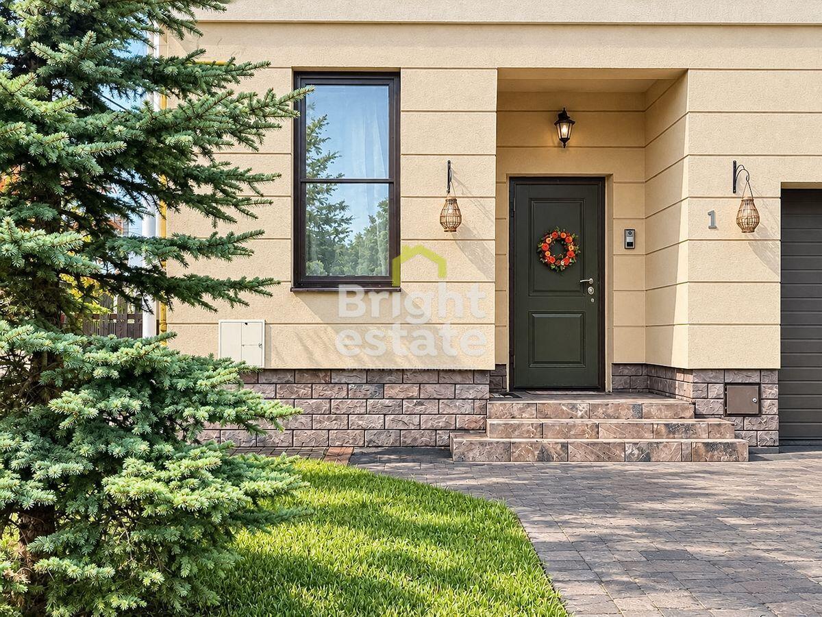 3-этажный таунхаус 270 м² с отделкой