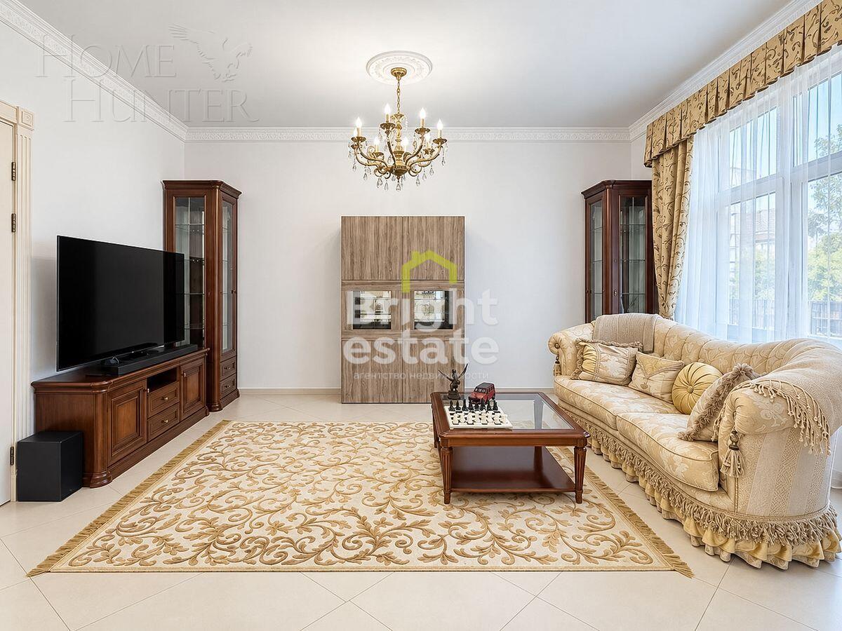 3-этажный таунхаус 270 м² с отделкой