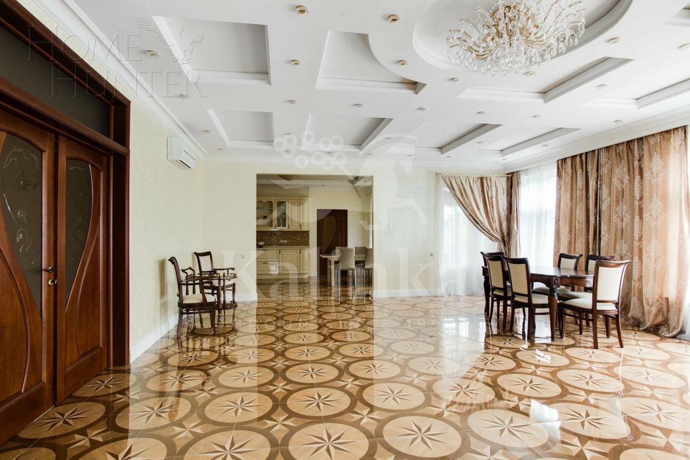 2-этажный коттедж 420 м² с отделкой