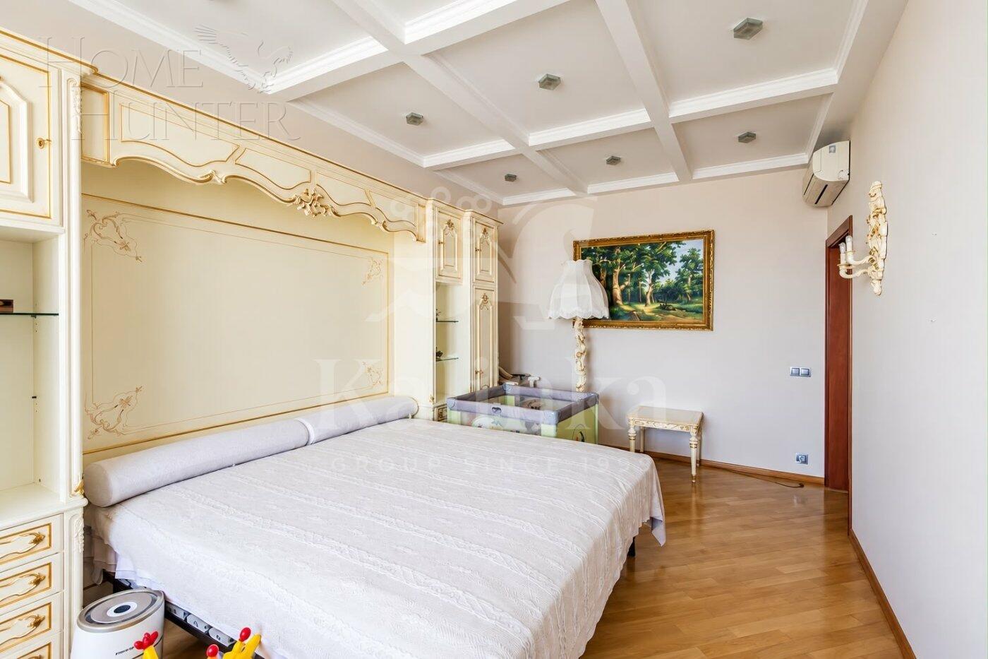 4-КОМН. КВАРТИРА С ОТДЕЛКОЙ 230 М² НА 23 ЭТАЖЕ