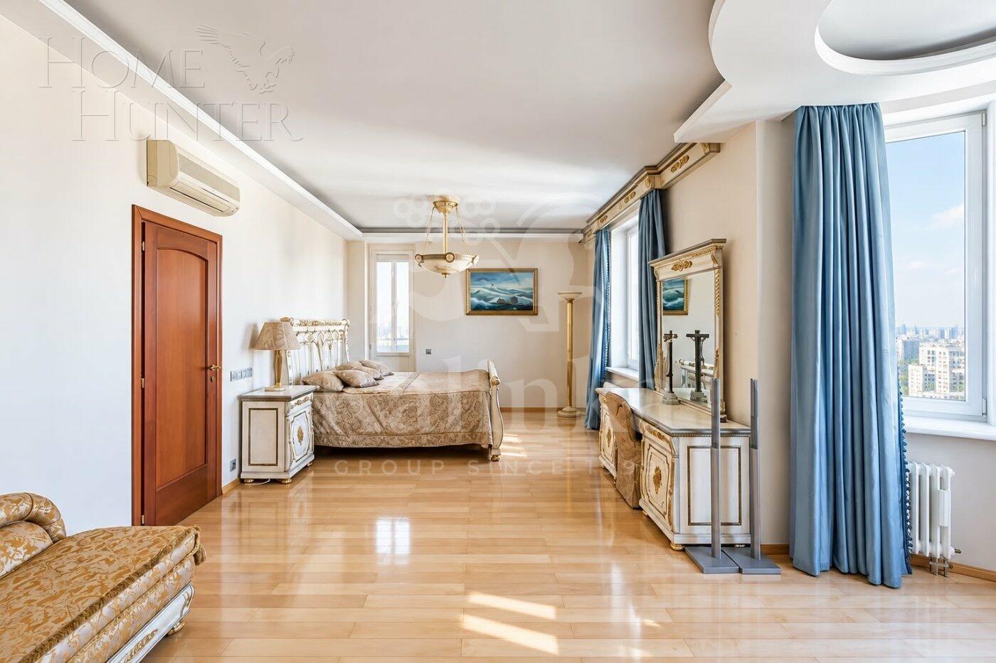 4-КОМН. КВАРТИРА С ОТДЕЛКОЙ 230 М² НА 23 ЭТАЖЕ
