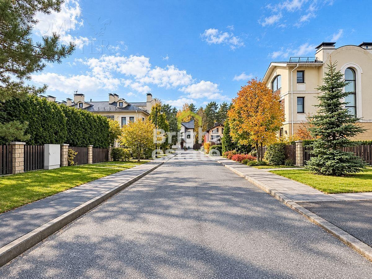 3-этажный таунхаус 270 м² с отделкой
