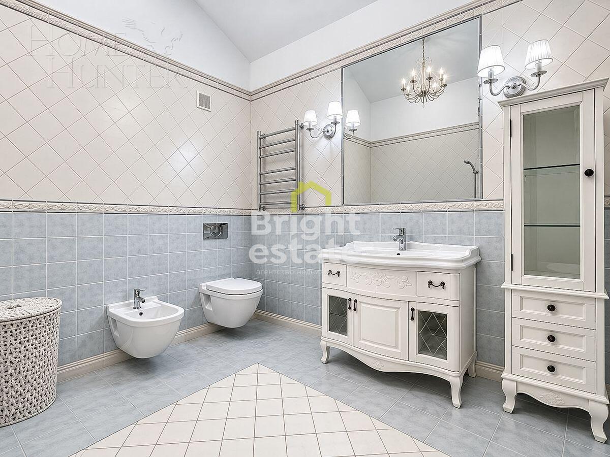 3-этажный таунхаус 270 м² с отделкой