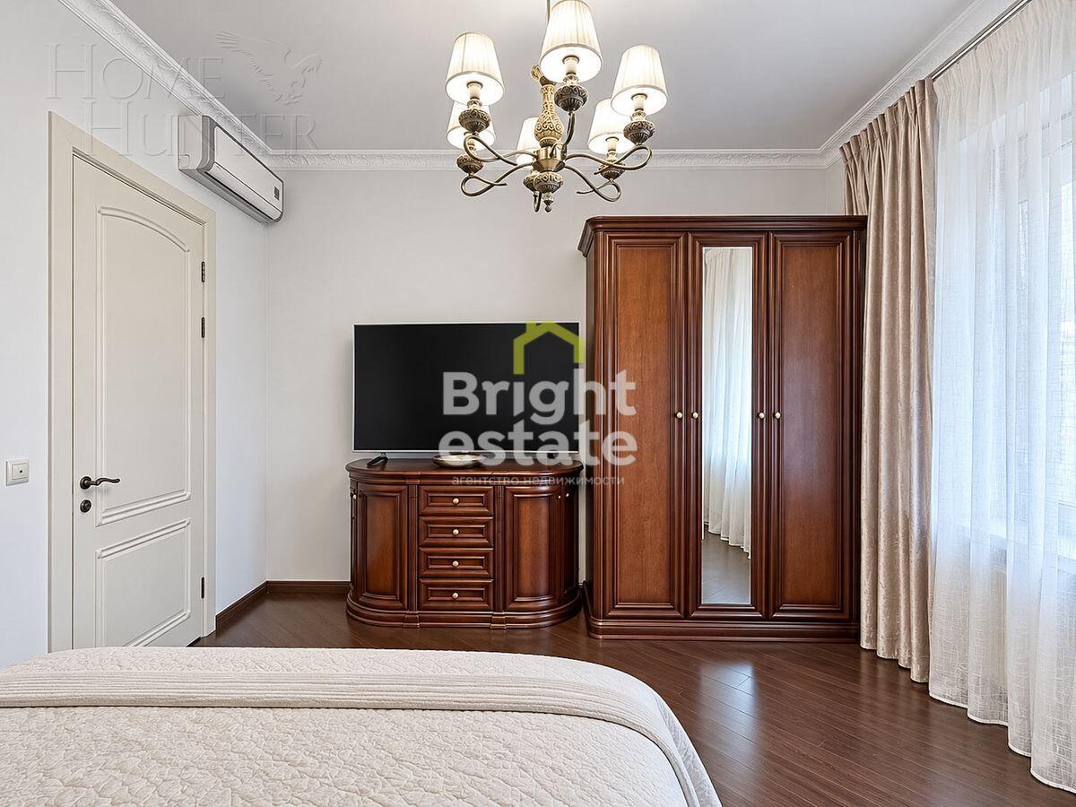 3-этажный таунхаус 270 м² с отделкой