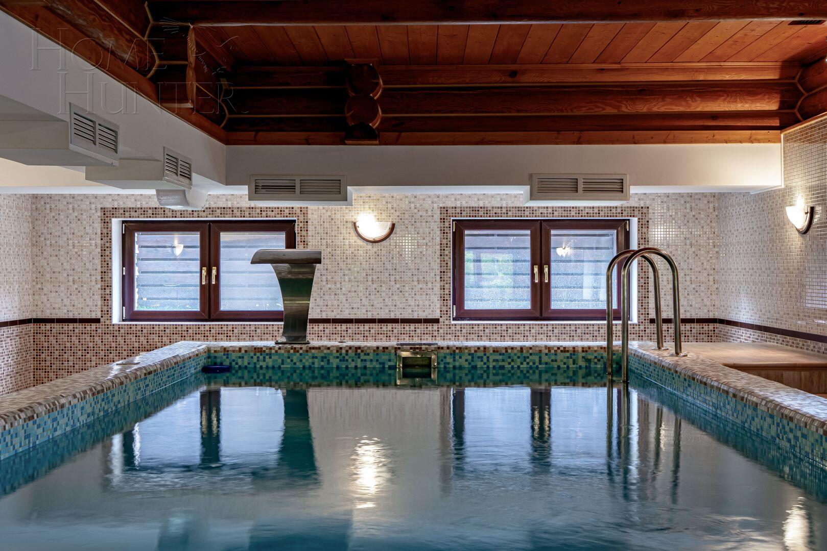 2-этажный коттедж 650 м² с отделкой